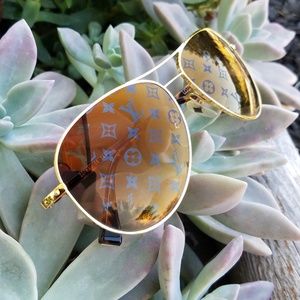 Louis Vuitton Conspiration Pilote Monogram glasses